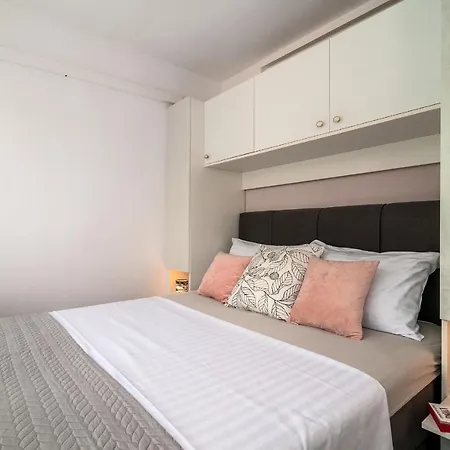 My Time Apartment Split